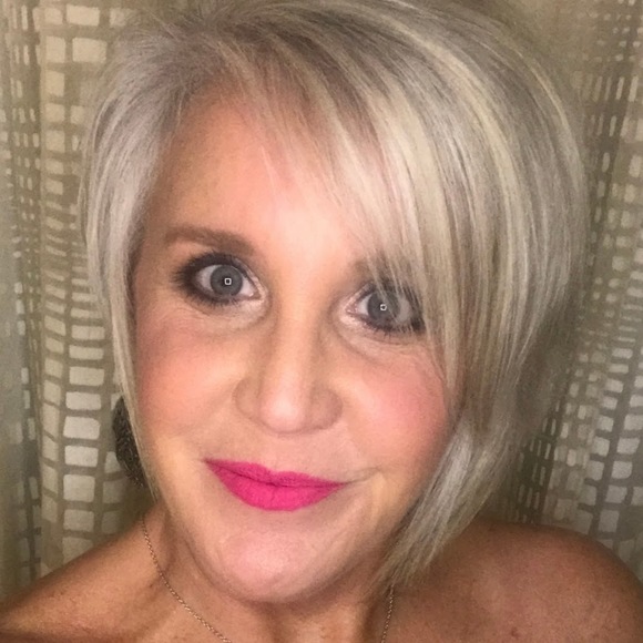 Meet your Posher, Ginger - Picture 1 of 1